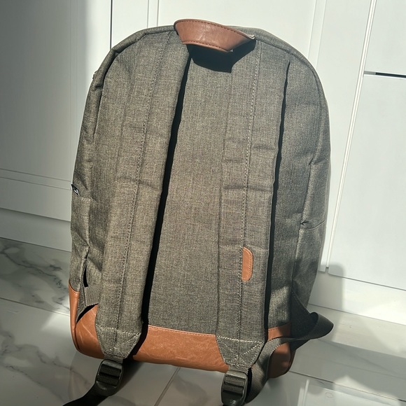 HERSCHEL SUPPLY CO. Heritage Canteen Crosshatch Saddle Brown Full Size Backpack - Picture 5 of 16